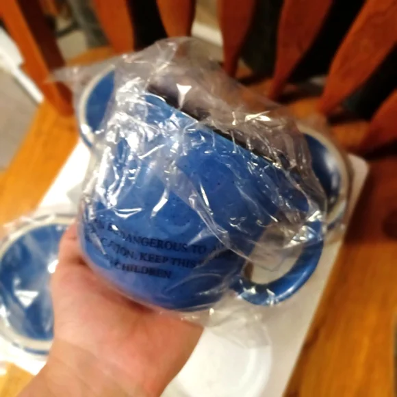 !Vintage! Set of 4 Ceramic Blue Camping Mugs LIKE NEW! "Marlboro Miles Series" - Picture 1 of 6